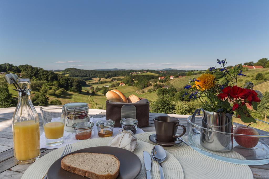 Weingarten-Resort Unterlamm Loipersdorf - Adults Only Zewnętrze zdjęcie